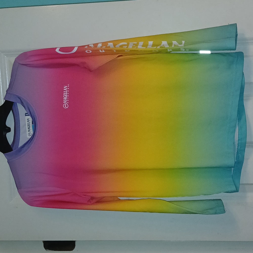 Gradient Long Sleeve Shirt